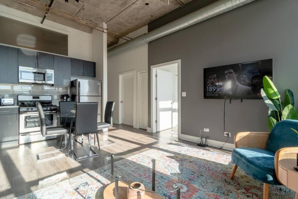 Mccormick Place Beautiful 2Br Apartment With Optional Parking Sleeps Up To 8 Near Soldier Field, Grant Park And Lakefront Trail Chicago Ngoại thất bức ảnh